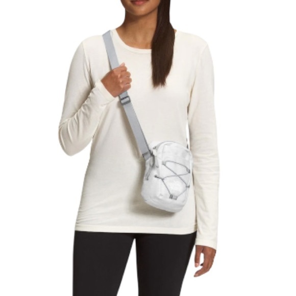 The North Face Jester Crossbody Bag TNF White Metallic Mid Grey 2.3lt 2 Way Zip - Picture 1 of 15